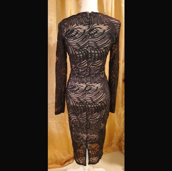 Dress - Picture 4 of 7